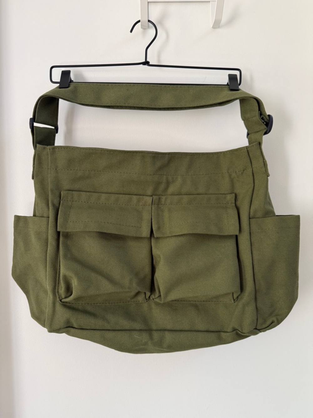 Olive Green Canvas Messenger Bag NWOT - Picture 1 of 3